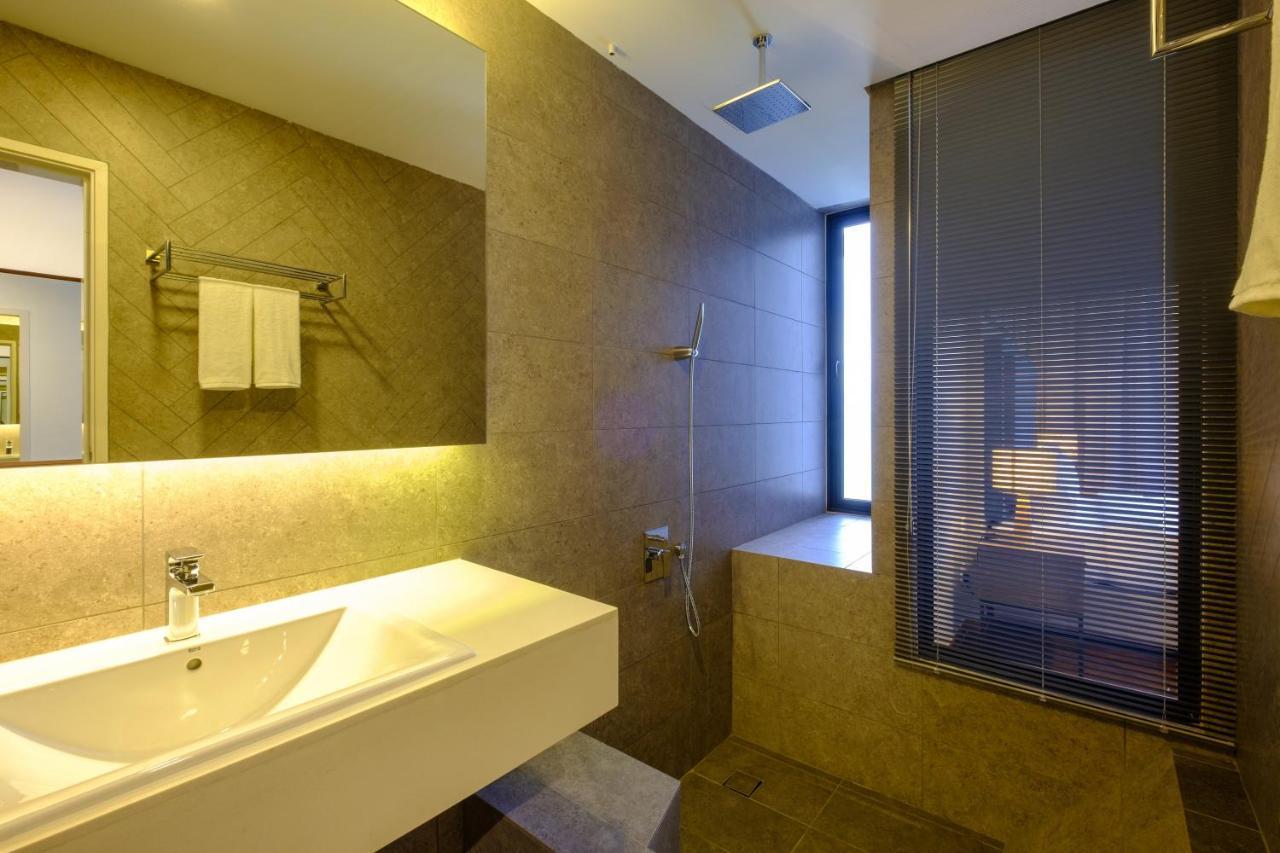 ตันจุง พอยต์ เรสซิเดนซ์ Aparthotel ทานจุงบุงาห์ ภายนอก รูปภาพ